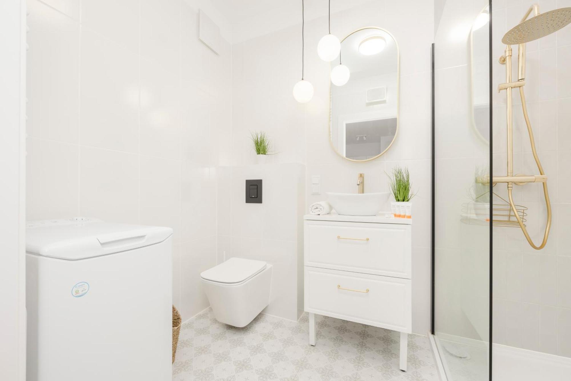 Modern Apartment With Balcony Near Aleje Jerozolimskie By Noclegi Renters 华沙 外观 照片