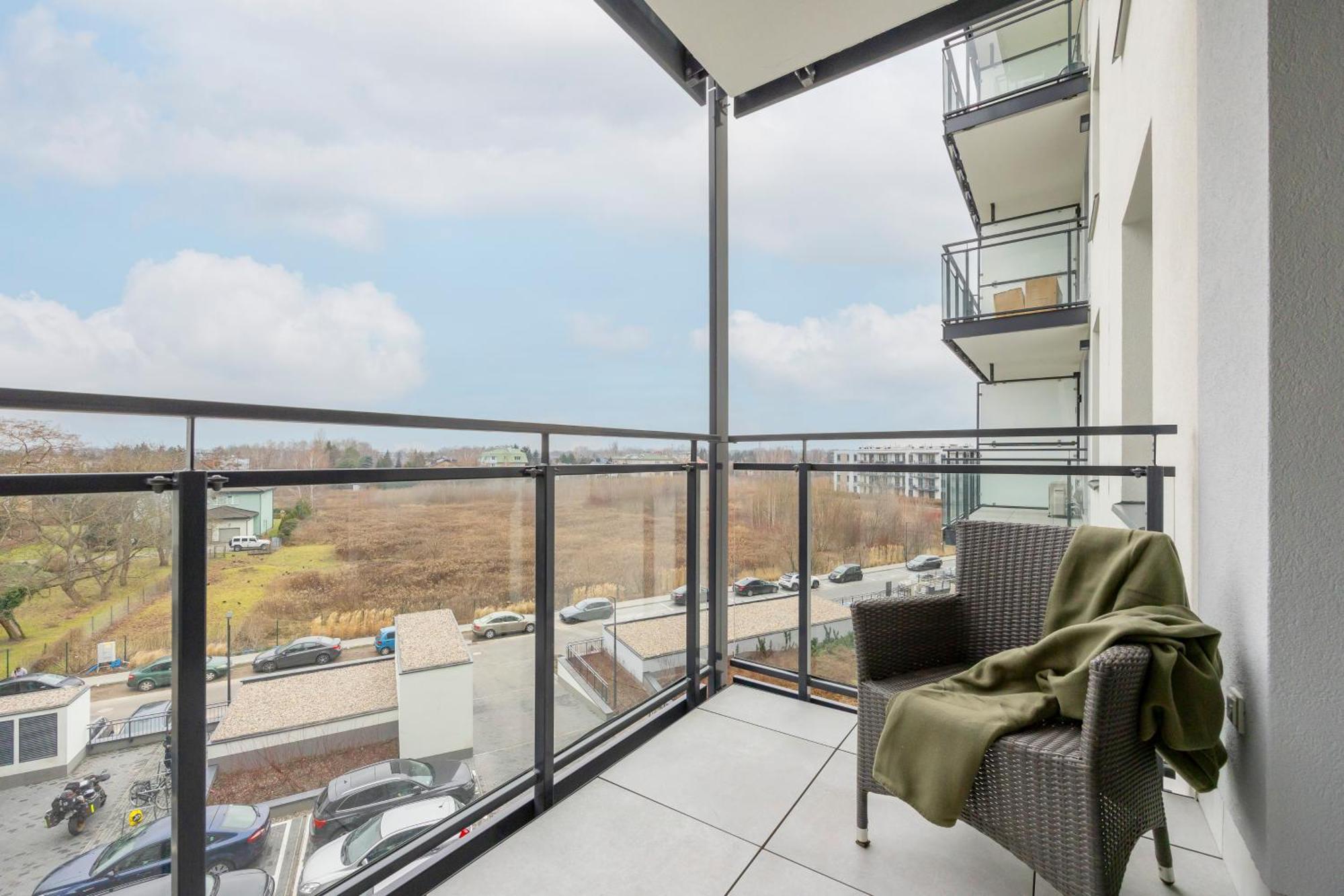 Modern Apartment With Balcony Near Aleje Jerozolimskie By Noclegi Renters 华沙 外观 照片